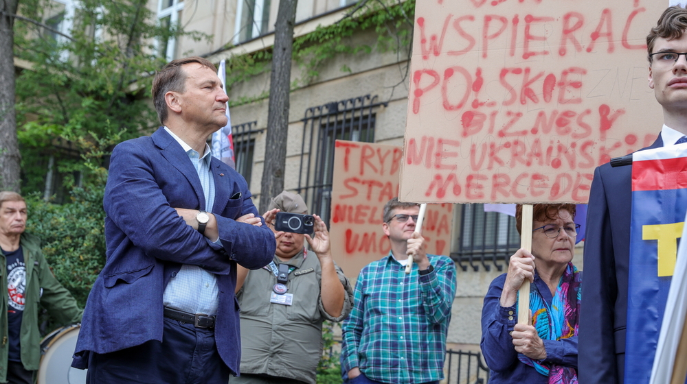 Protest Konfederacji Korony Polskiej pod Sejmem