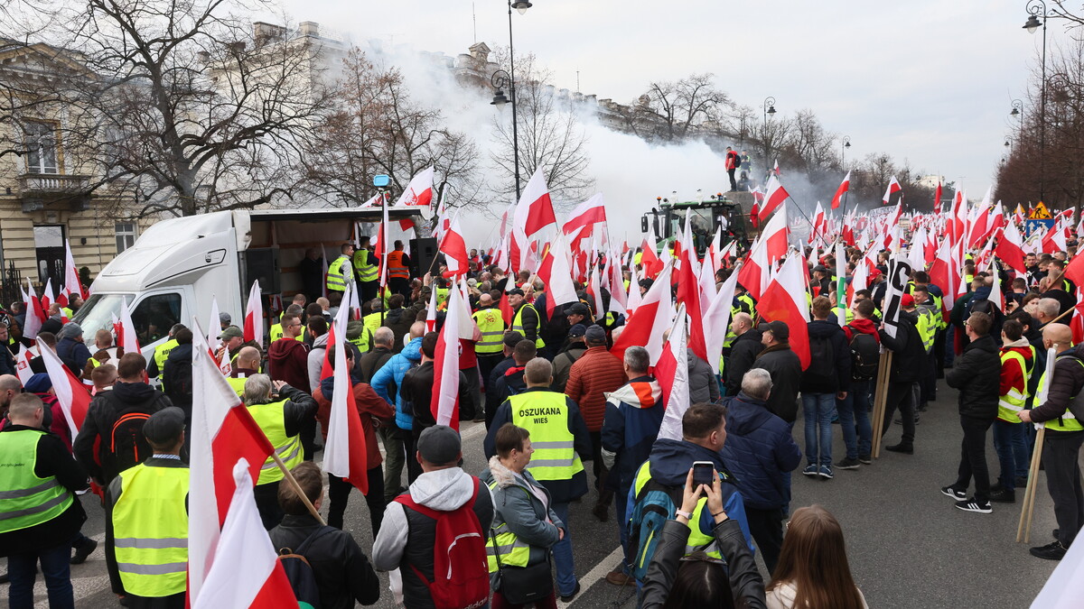 Zakończył się protest rolników w Warszawie. Protestujący bez porozumienia z rządem