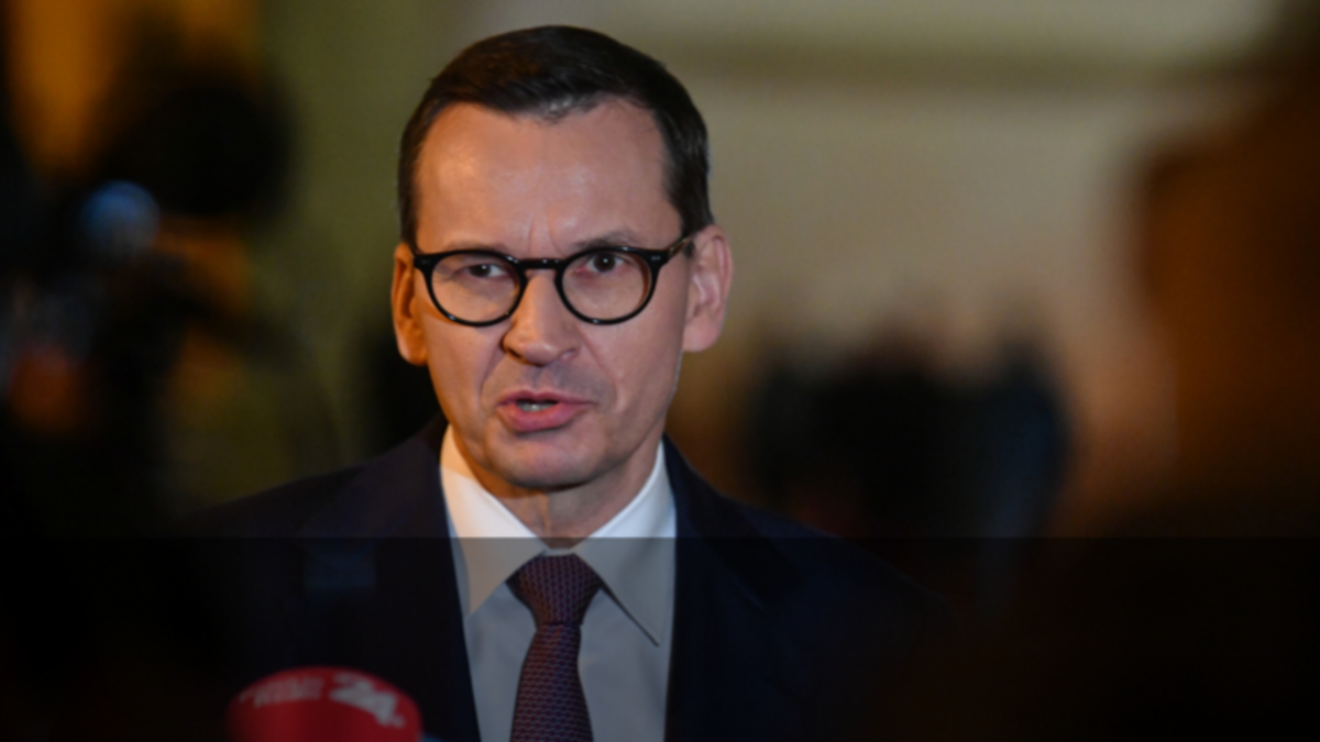 Wypadek premiera Morawieckiego. Polityk zamieścił nagranie. "Jestem połamany, ale też z nutką optymizmu"