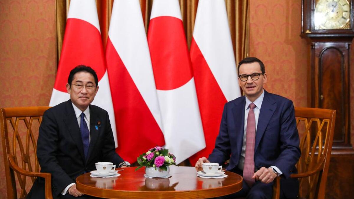 Morawiecki spotkał się z premierem Japonii. Szefowie rządów omówili kwestię bezpieczeństwa