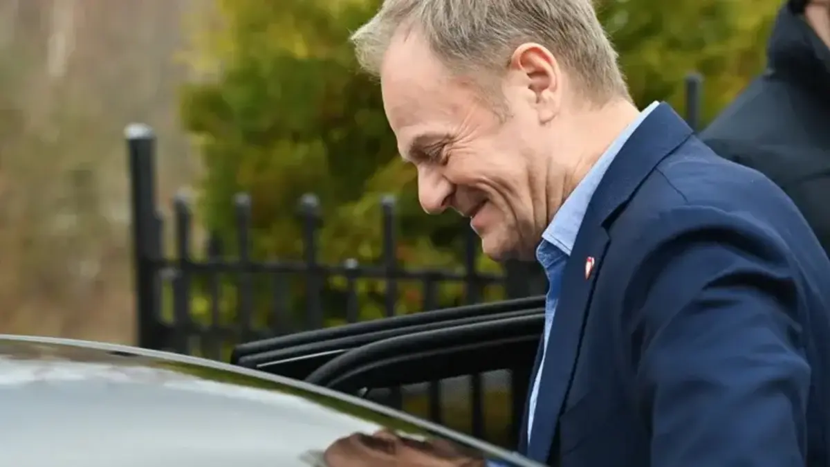 Donald Tusk zrezygnował z weta. Chodzi o nowelizację unijnego budżetu. Zobacz ile straci Polska