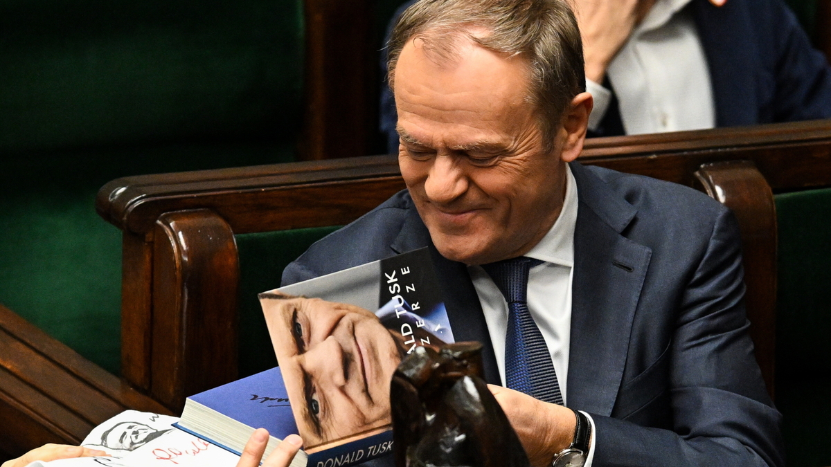 Tusk wprowadzi środki aborcyjne dla dzieci? Jest odpowiedź środowiska pro-life. "Zarodek nie może się zagnieździć"