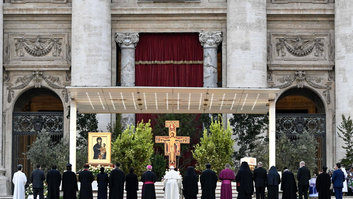 Przełomowe wydarzenie synodu. Zaniepokojeni kardynałowie opublikowali list napisany do papieża Franciszka. Nie otrzymali satysfakcjonującej odpowiedzi