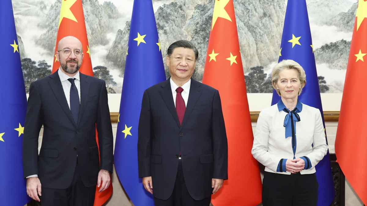 Szczyt przedstawicieli Unii Europejskiej i Chin. W tle narastające napięcie w relacjach. Xi Jinping ostrzega przed rywalizacją. "Chiny i UE nie powinny postrzegać się wzajemnie jako rywale"