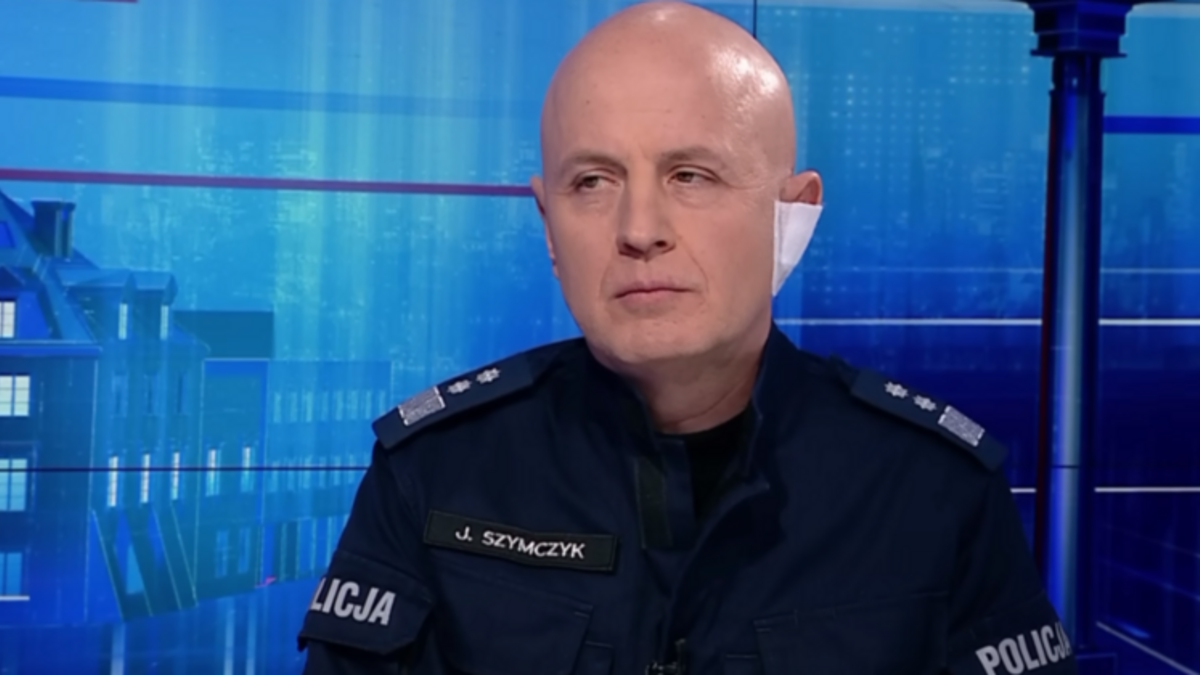 Zaskakująca postać w radzie nadzorczej Piasta Gliwice. Chodzi o byłego Komendanta Głównego Policji. Zasłynął z wybuchowej afery na komisariacie