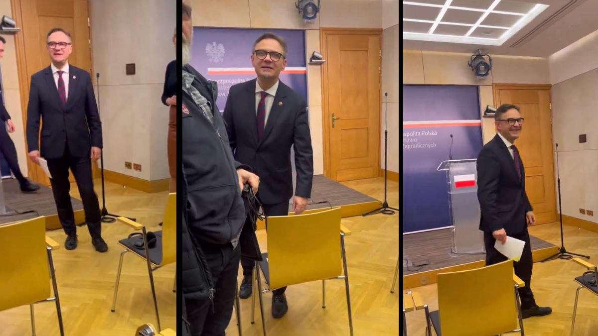 Sikorski wprowadza cenzurę dziennikarzy? Jelonek został pozbawiony głosu. Arogancka odpowiedź rzecznika MSZ Pawła Wrońskiego [WIDEO]