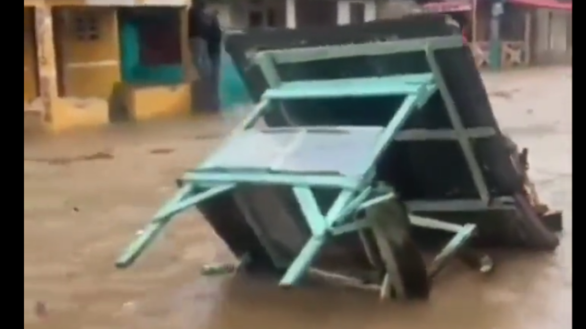 Przerażająca powódź na Haiti. Niestety wśród mieszkańców są ofiary śmiertelne. Premier Ariel Henry prosi o międzynarodową pomoc [WIDEO]