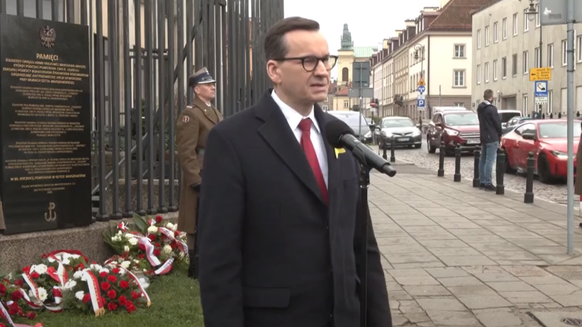 80. rocznica Powstania w Getcie Warszawskim. Morawiecki reaguje na skandaliczny program TVN 24. "Hekatomba narodu żydowskiego zaczęła się od zniszczenia państwa polskiego"