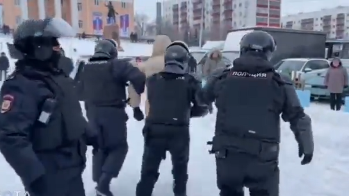 Protesty w rosyjskiej republice. Policja użyła gazu łzawiącego i pałek. Wiele zatrzymanych