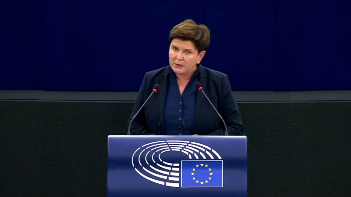 Debata w PE o komisji ds. rosyjskich wpływów. Szydło: To gra w interesie Putina. Wpływy rosyjskie w Polsce i w UE Brukseli są przeogromne