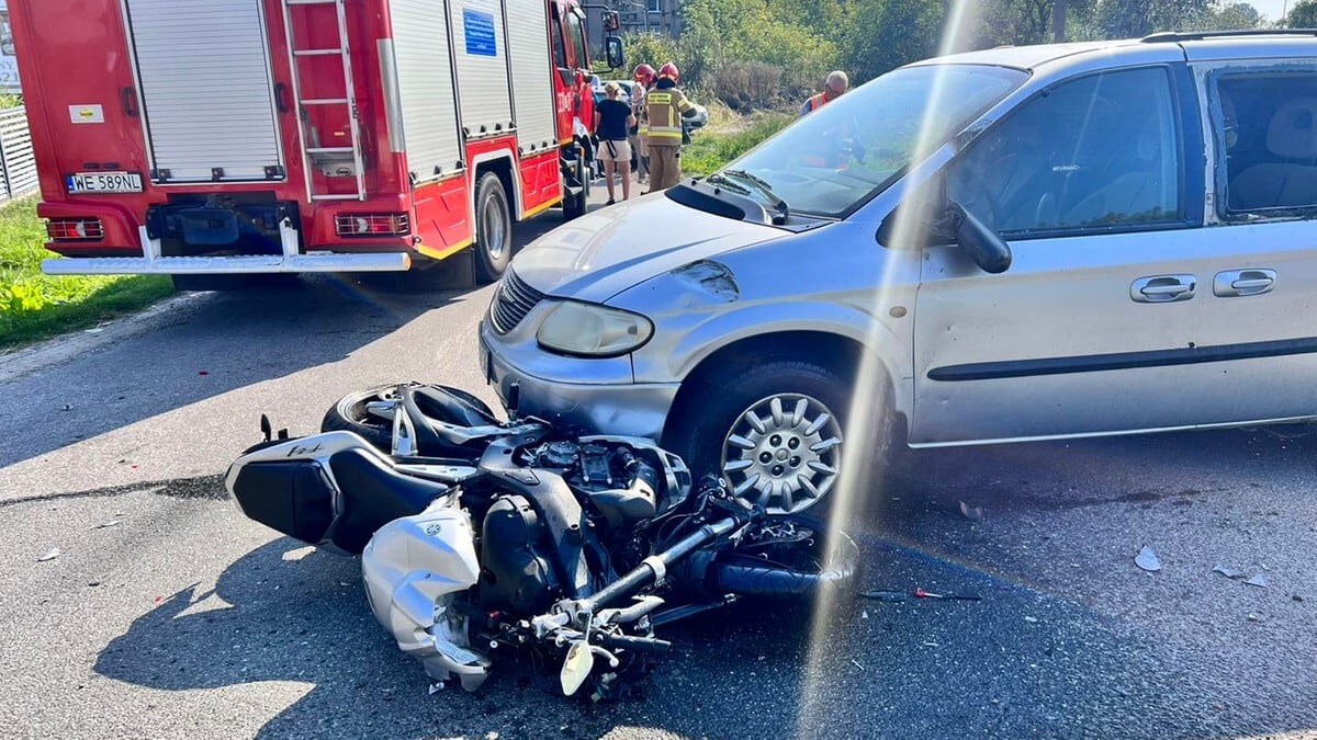 Tragedia pod Radomiem. Śmiertelny wypadek z udziałem policjanta