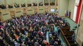 Sejm przyjął uchwałę o 100-leciu polskiego złotego. Bosak: "Rzadki moment, w którym Sejm przez chwilę był zjednoczony"