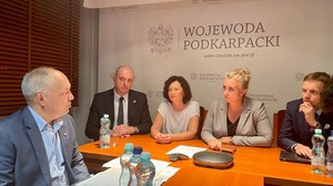 Zakażenia Legionellą. Obradował sztab kryzysowy razem z nową minister zdrowia. Jaki jest plan?