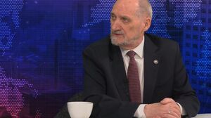 Macierewicz: Pozbyliśmy się Leszka Sykulskiego z Komisji Weryfikacyjnej, bo nic nie robił [NASZ WYWIAD]