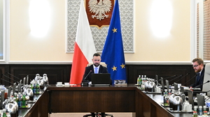 Polski rząd nadal wspiera Ukraińców. Przyjęto nowe projekty świadczeń socjalnych. Kosiniak-Kamysz: "Będziemy wspierać obywateli Ukrainy"