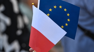 Trwa walka o polskiego komisarza unijnego. Prezydent trzyma w dłoni mocną kartę przetargową. Rząd Tuska nie jest zadowolony z obecnych przepisów