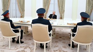 Putin spotkał się z żołnierzami. Odznaczył ich państwowym orderem. "To jest bohaterstwo w najprawdziwszym znaczeniu tego słowa"