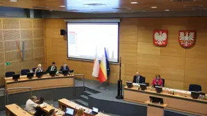 Batalia w Małopolsce o funkcję marszałka. Dobski przekazał, że PSL ma "haki" na radne PiS