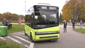 Katowice otwierają się na innowacje. Bus bez kierowcy przyszłością transportu miejskiego? Trwają pierwsze testy nowoczesnego pojazdu