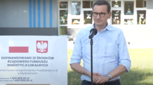 Rząd korzysta ze środków spoza budżetu?  Morawiecki: "Nie słuchajcie tych bzdur". Premier zaatakował również poprzednie rządy PO-PSL