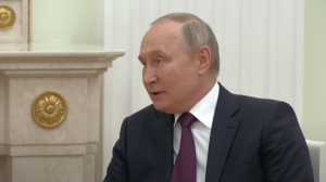 Rosyjska broń jądrowa na Białorusi. Władimir Putin porozmawiał z prezydentem Aleksandrem Łukaszenką. "Wszystko idzie zgodnie z planem"