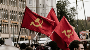 Czerwony Front chce nauczać młodych komunistów. Organizuje szkołę majową poświęconą Leninowi. Internauci domagają się delegalizacji tej organizacji