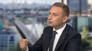 Oburzający reportaż stacji TVN o Joannie. Kobieta wykorzystana w celach politycznych? Bąkiewicz: "TVN należy odebrać koncesję"