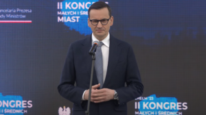 Polityczne przepychanki rozgrzane do czerwoności. Premier Morawiecki pochwalił się swoimi sukcesami i rzuca wyzwanie ekonomistom z Platformy Obywatelskiej