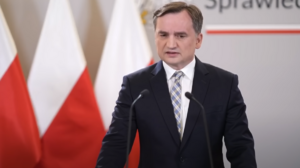 Solidarna Polska zmienia swoją nazwę. Nowy szyld ma wyznaczać nowy kierunek ugrupowania. Super Express wyjawił prawdziwy powód nagłych zmian koalicjanta PiS