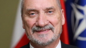 Macierewicz: Likwidacja niepodległości państwa polskiego [NASZ WYWIAD]