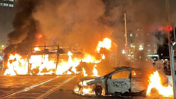 Podpalenia i przemoc na ulicach Dublina po ataku nożownika. Napastnikiem miał być imigrant