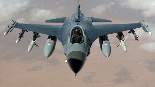 Myśliwce F-16 dla Ukrainy. Najnowsze ustalenia "The New York Times" dają pewną nadzieję. Kraje Sojuszu Północnoatlantyckiego czekają na zgodę Stanów Zjednoczonych