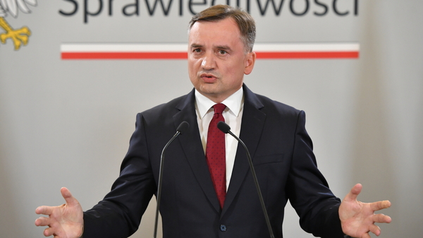 Polska liderem w cyfryzacji wymiaru sprawiedliwości. Komisja Europejska nie może wyjść z podziwu. Ziobro: "Staliśmy się jednym z europejskich liderów cyfryzacji"