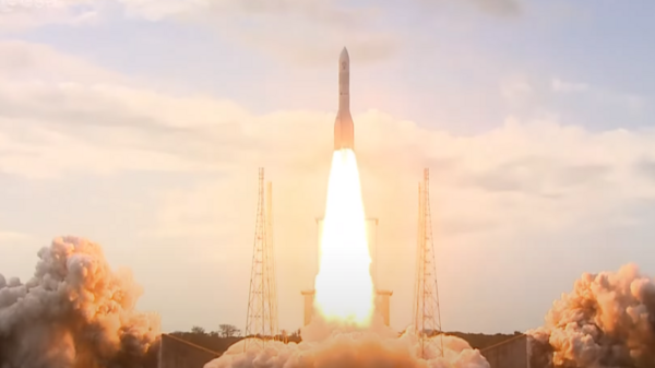 Udany start rakiety Ariane 6. Piękny przelot nad polskim niebem. Zobacz niesamowite ujęcia [+ZDJĘCIA]