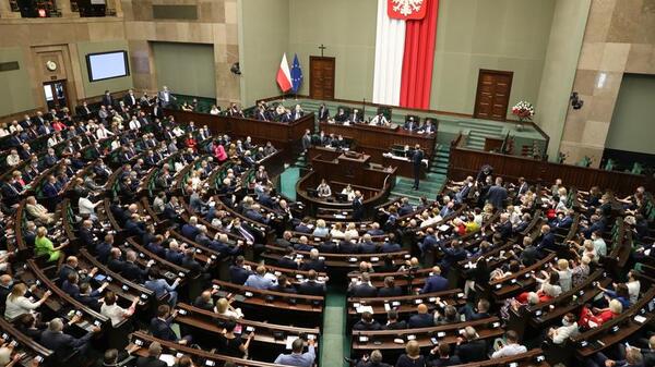 Inauguracyjny event nowej partii politycznej już w sobotę. Przyszłość jest prawicowym ugrupowaniem