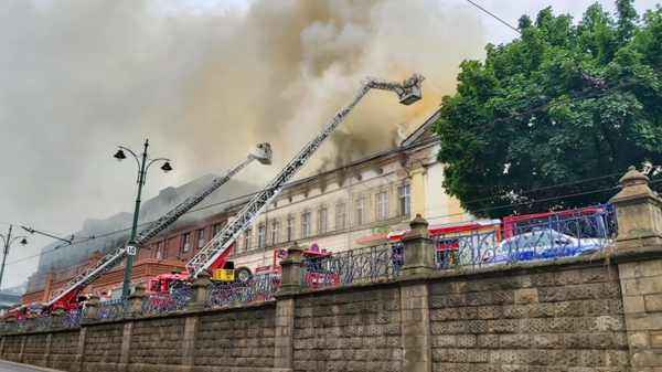 Pożar w centrum Krakowa - kierowcy muszą być przygotowani na utrudnienia