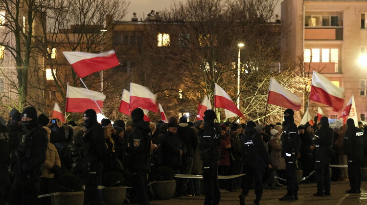 WARSZAWA POLITYCY PIS W SIEDZIBIE TVP