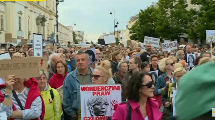 Protest "Ani jednej więcej" Warszawa 14.06.2023