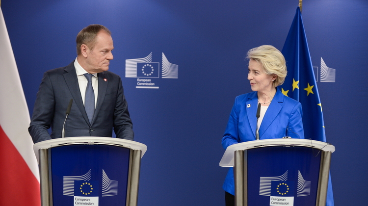 Premier Donald Tusk i szefowa KE Ursula von der Leyen