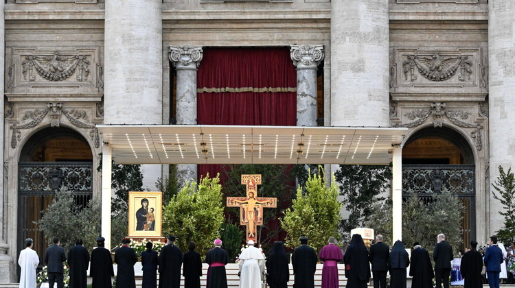 Synod biskupów w Watykanie