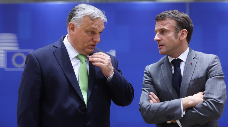 Premier Węgier Viktor Orban i Prezydent Francji Emmanuel Macron