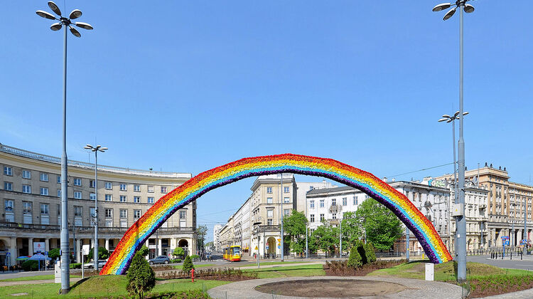 Tęcza LGBT na Placu Zbawiciela