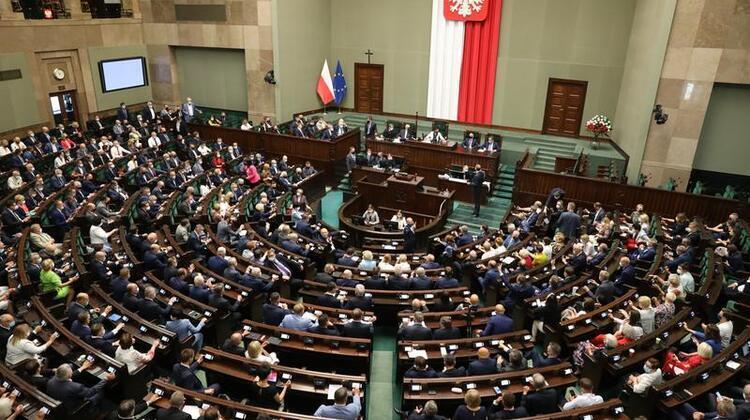 Sala posiedzeń polskiego Sejmu