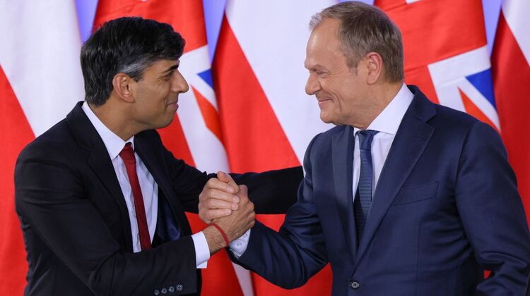 Premierzy Polski i Wielkiej Brytanii Rishi Sunak i Donald Tusk