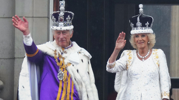 Król Wielkiej Brytanii Karol III i królowa Kamila